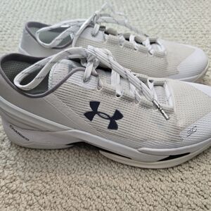 Women's Under Armour White & Cream Sneakers Never Worn, Size 8